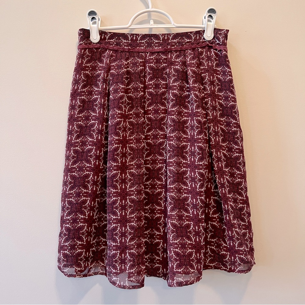 Romy Vintage Pattern Knee-Length Pleated Skirt